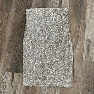 Gray and White Sequin Pencil Skirt Knee-Length